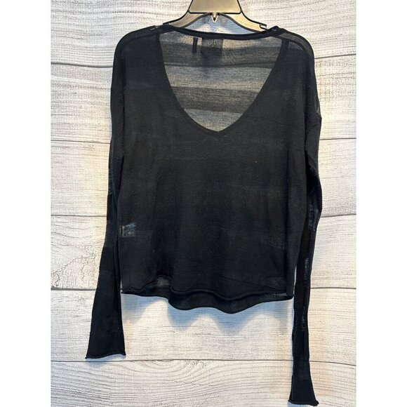 J and J Striped lightweight sweater size L - Picture 3 of 3